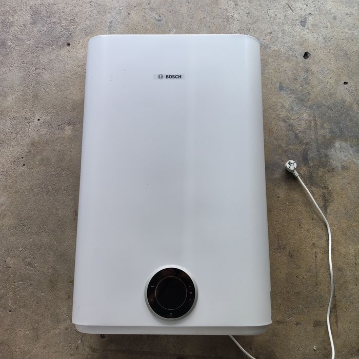 Termoacumulador BOSCH Tronic  4500 T