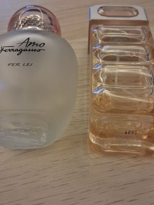 Puste flakonu po oryginalnych perfumach