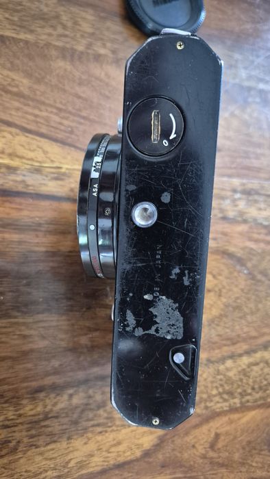 Nikkormat FTn body.