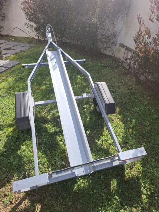 Atrelado de mota nunca usado