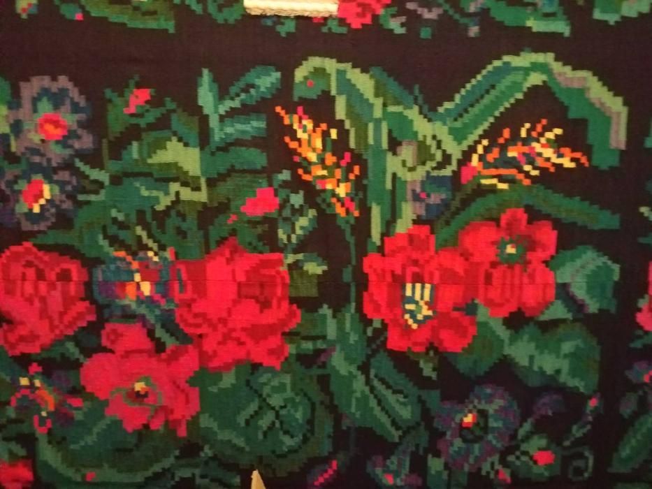 Килим ручної роботи