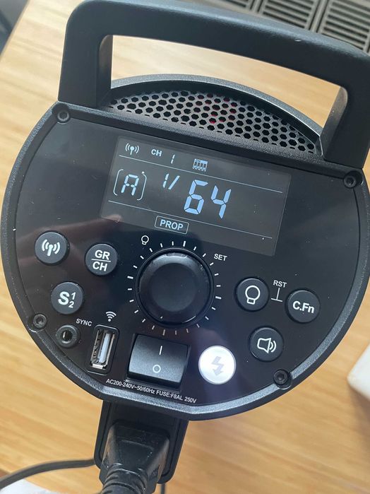 Lampa studyjna Godox DP1000III Bowens 1000Ws Mocna