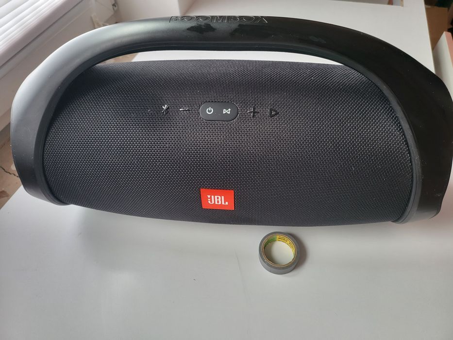 Jbl boombox 1  mało uzywany