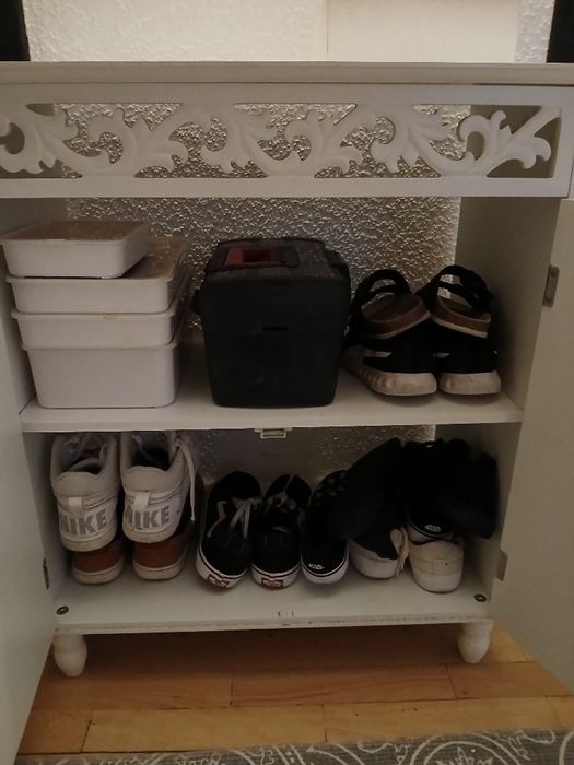 Skrzynia na buty plus szafka na buty komplet