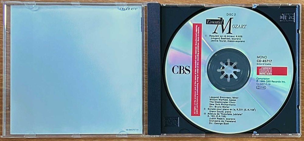 Mozart - The Essentials - 1989 - CD2423261970451681281