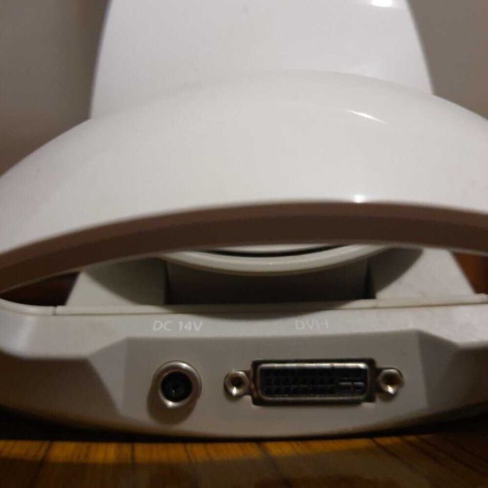 Робочий монітор Samsung SyncMaster 960 BF 19"