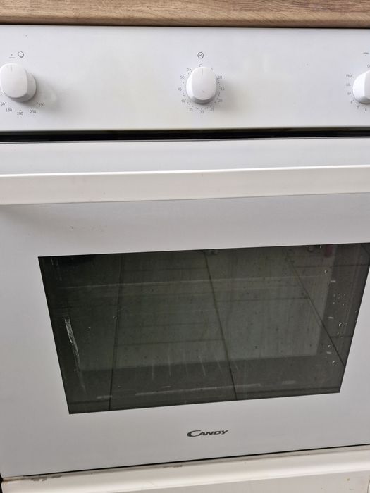 Piekarnik gazowy Candy do zabudowy