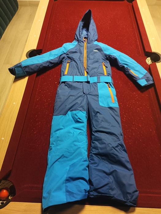 Fato completo de criança para neve