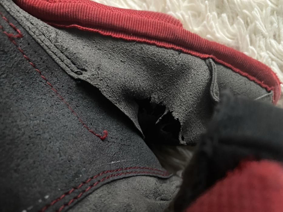 Перчатки хокейні Easton