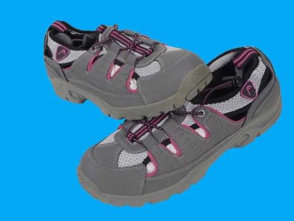 Teva трекінгові кросівки 40 розмір