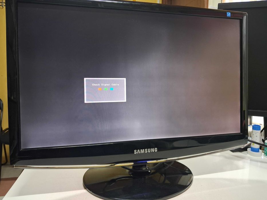 Monitor Samsung 22