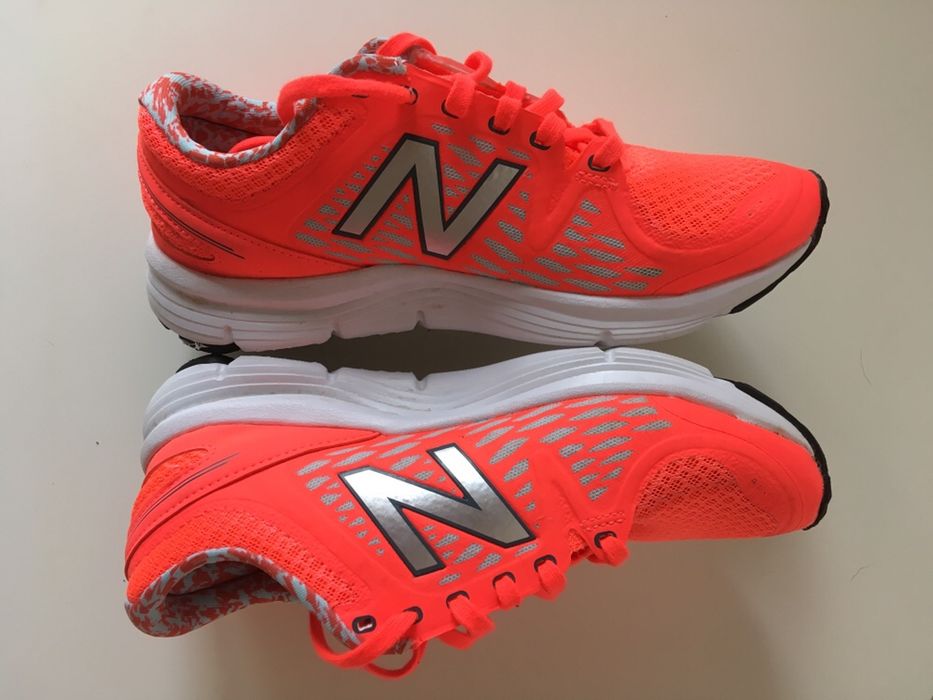 new balance neon