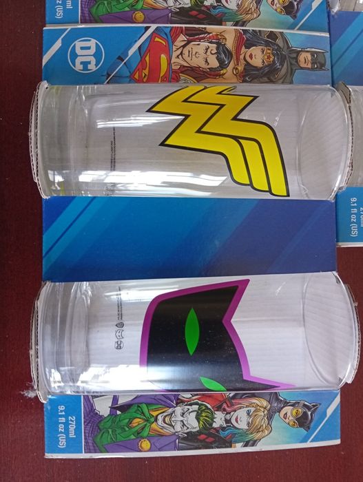Copos de coleção DC