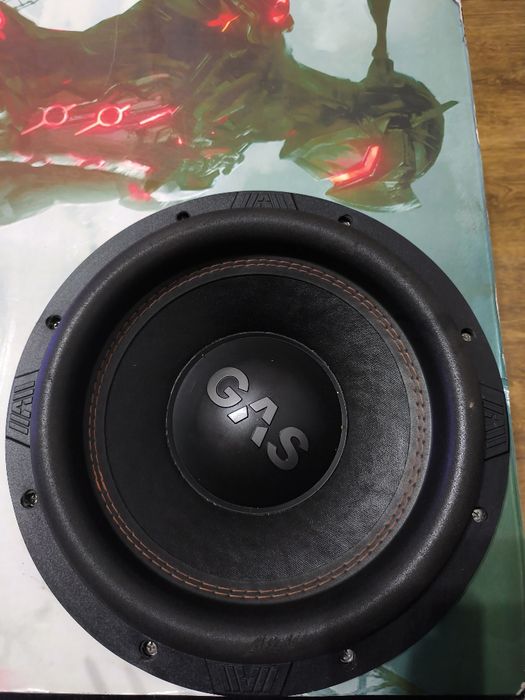 Продам сабвуфер с коробом 3200 ватт