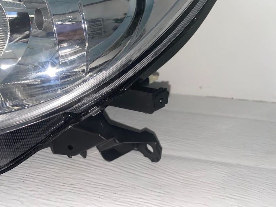 Farol Esquerdo Renault Clio - 05 / 09