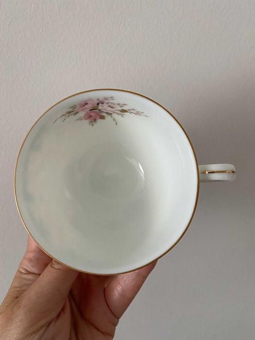 2 chávenas de porcelana NOVAS com caixa