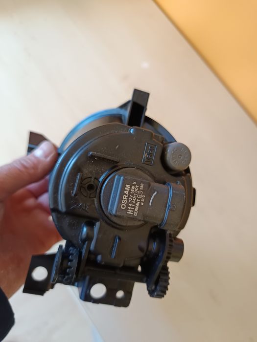 VW Touareg 7LA , Porsche Cayenne 9PA 2007- halogen prawy oryginał