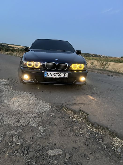 BMW E39 528 бензин
