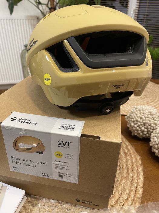 Kask szosowy aero Sweet Protection falconer M