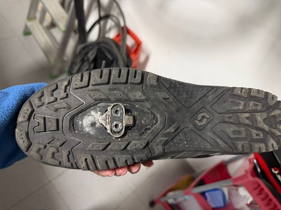Bicicleta BTT como nova