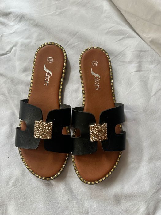 Одяг жіночий, топ Zara, юбка-шорти, ремінець, капці