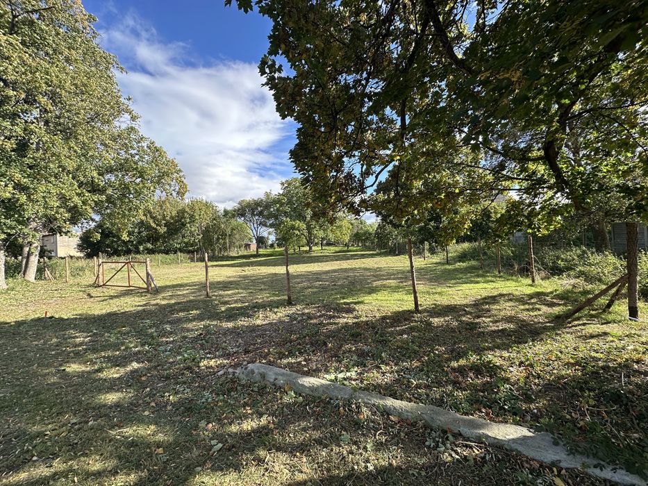 Sprzedam działkę budowlaną w miejscowości Kłaczyna