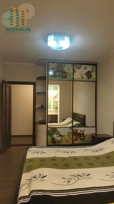 Продам 3- комн ЖК "Вернисаж", Таирова! Переуступка, есть балкон!