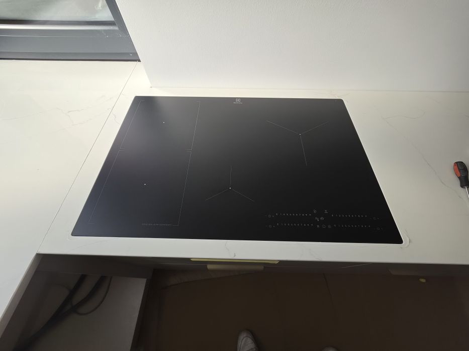 Blaty kuchenne, łazienkowe, parapety, schody, szybkie terminy