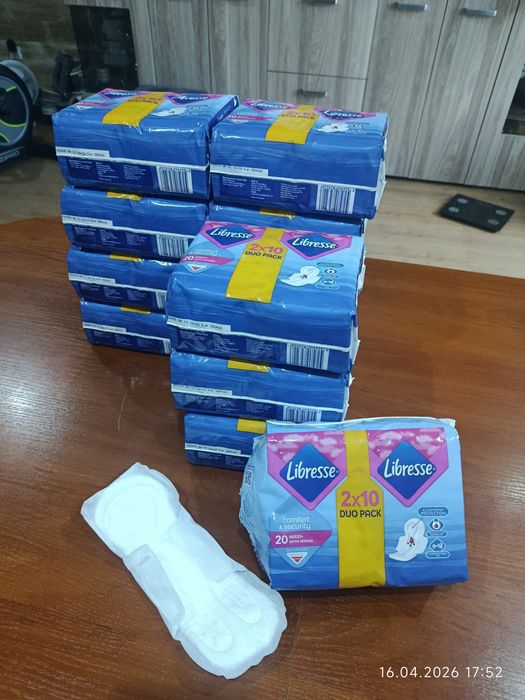 Zestaw podpasek Libresse Maxi+ z Wings – wyprzedaż domowych zapasów