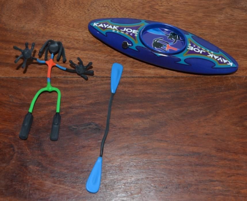 Kayak - Boneco dobrável/flexível (BENDER) - “Kayak Joe Bender”
