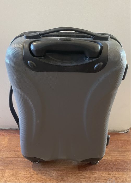 Walizka kabinowa IT Luggage