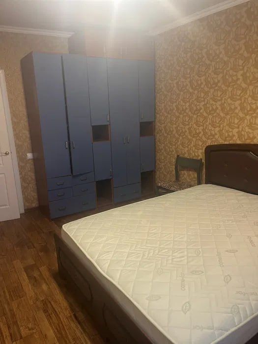 Оренда частини будинку з подвірʼям