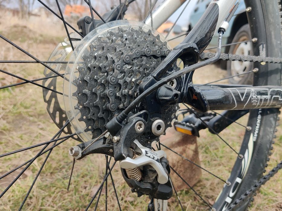 ІДЕАЛ Giant arete 2 Rock Shox повітря Deore XT гідравлика