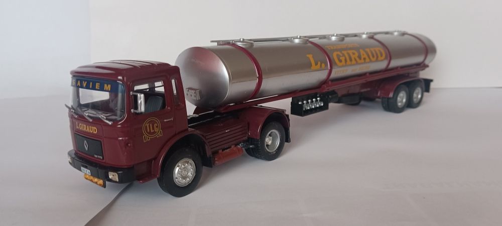 Camiões modificados 1/43