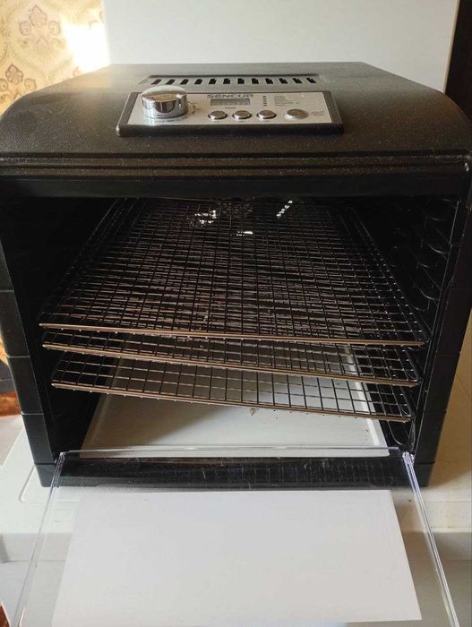 Електросушка для фруків та овочів Sencor SFD 6600BK