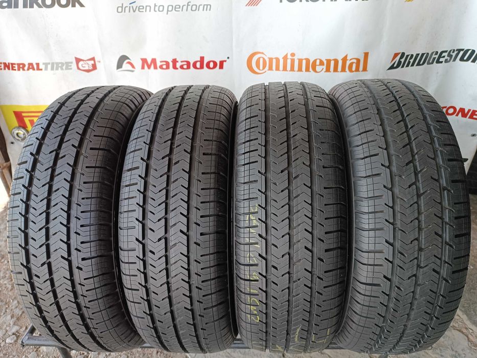 Літні шини 215/60 R17C Michelin Agilis 22,23 рік 99%залишок