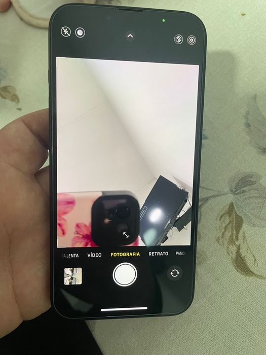 Iphone 16e  desbloqueado