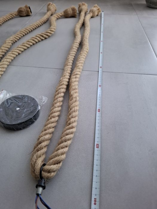 Candeeiro suspenso de corda