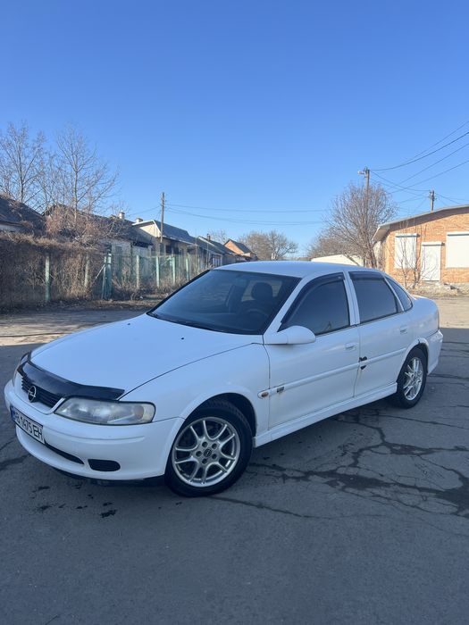 Продам Opel vectry B 1998р 1.8 бензин