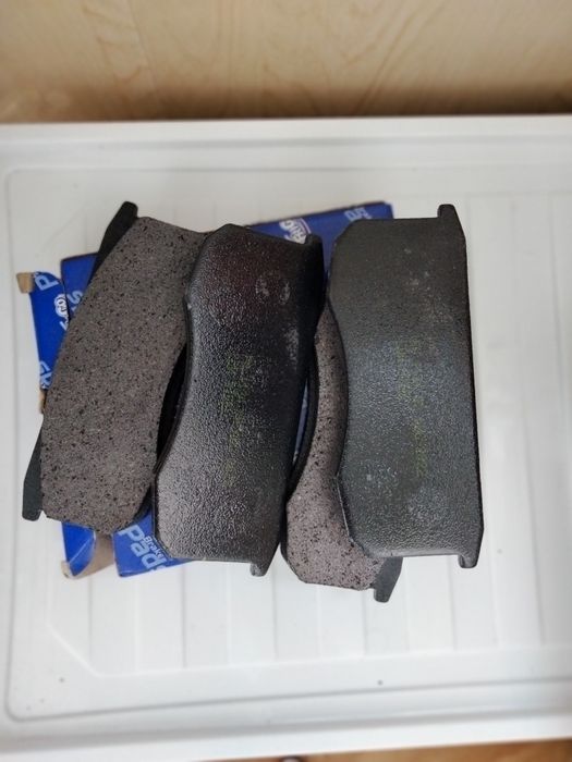 Колодки тормозные дисковые передние УАЗ 3160-3161 патриот хантер