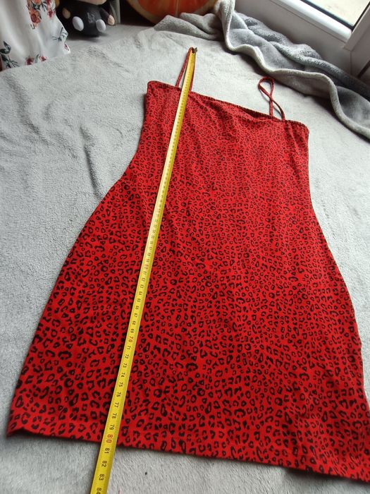 Sukienka obcisła xxl h&m czerwona w centki