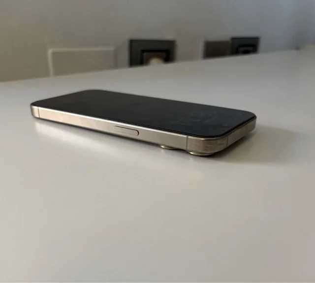 Apple iPhone 15 Pro Natural Titanium