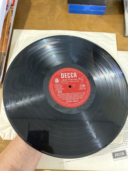 Vinil Anthony Newley - Newley Delivered