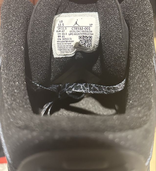 Jordan 3 retro black cat