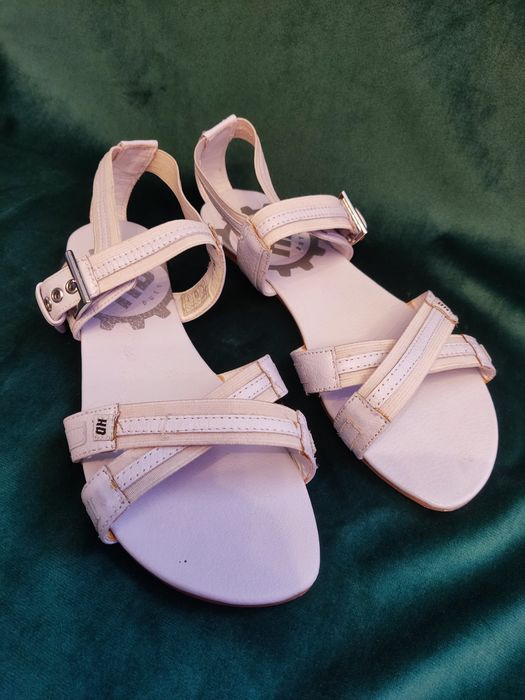 Skórzane sandały HD Heavy Duty Alin 40 damskie białe