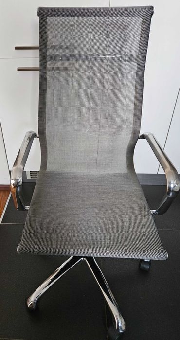 Krzesło biurowe obrotowe nowoczesne szare chrom srebrne