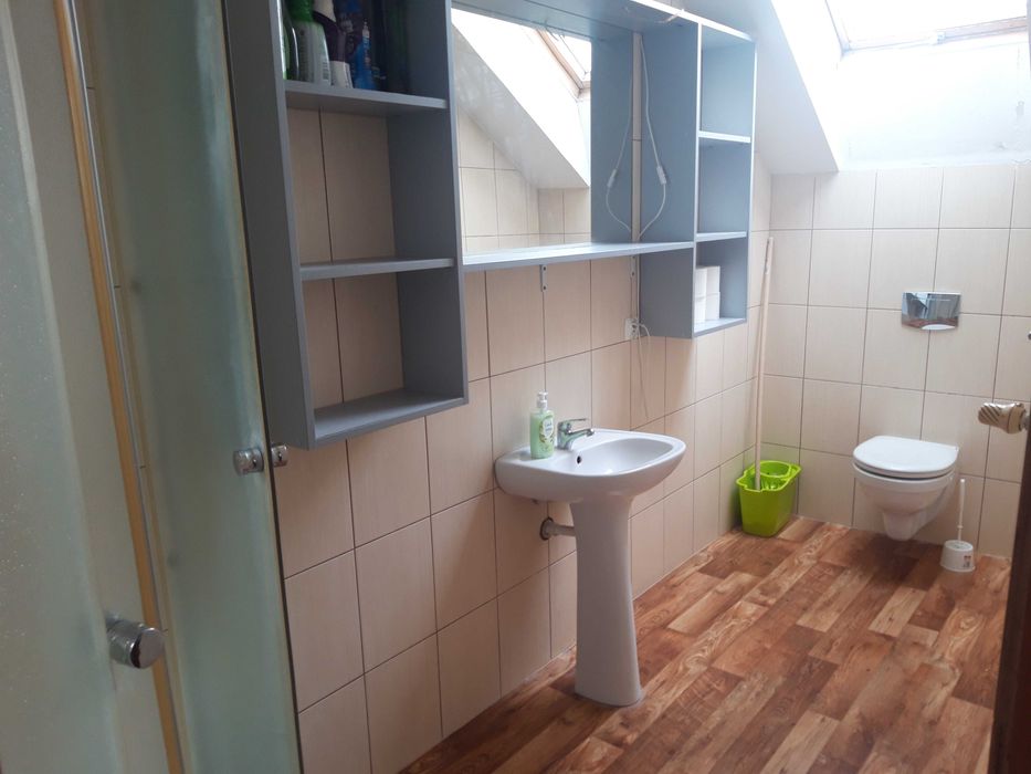 Kwatery  Pracownicze - Pokoje Gościnne