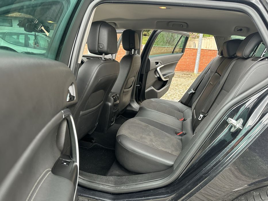 Opel Insignia , 2000diesel ,130cv, nacional 2012