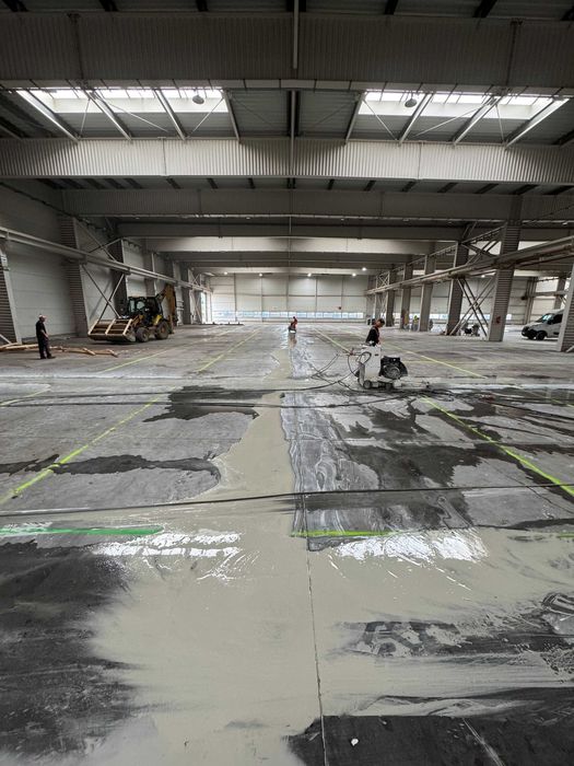 Cięcie, otworowanie w betonie- żelbecie, selektywne wyburzenia - BROKK