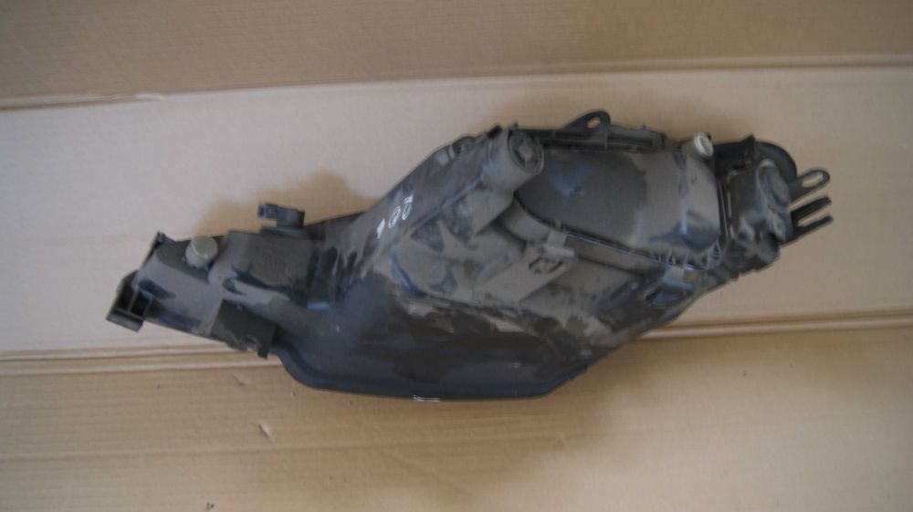 Lampa peugeot 206 prawy przód